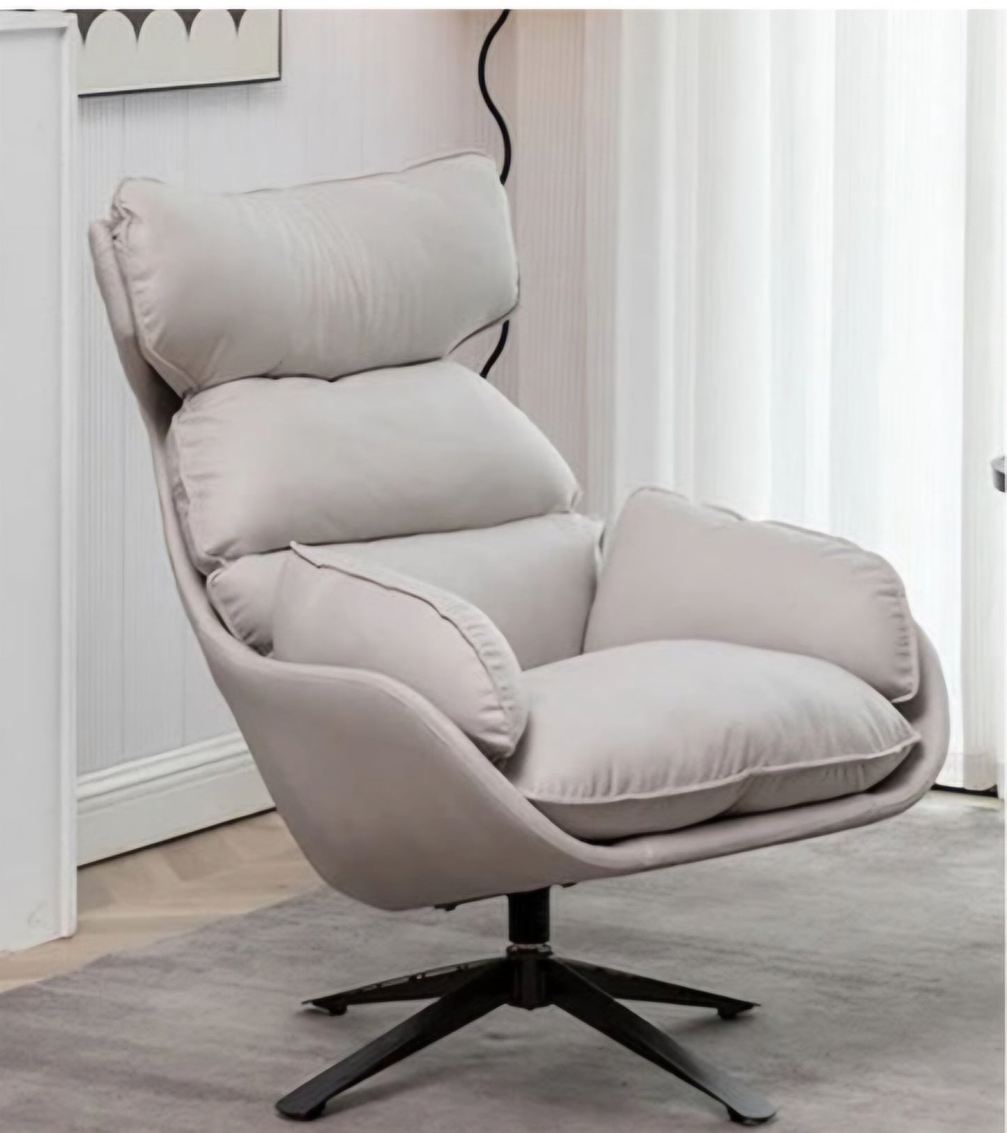 Tessa Arm Lounge Chair